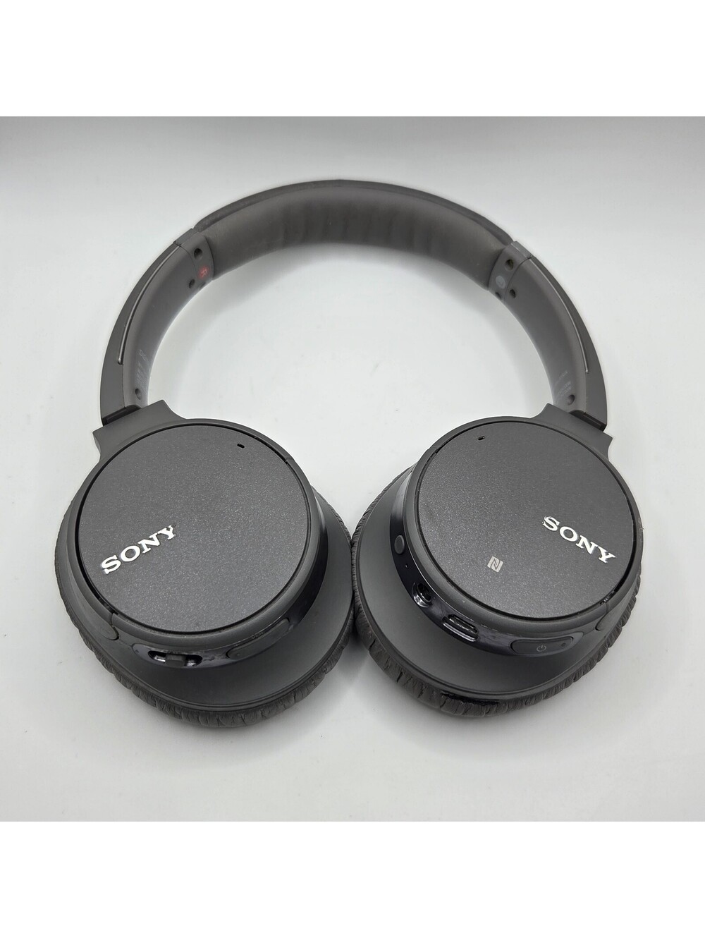 Sony WH-CH700N Wireless Over-Ear Headphones Gray Bluetooth Noise Cancellation